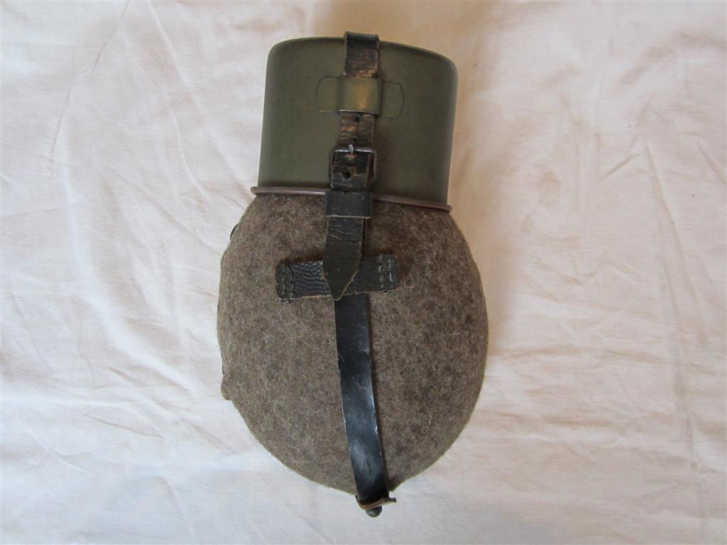 Captain Jacks Militaria - WW2 German Late War Fieldbottle